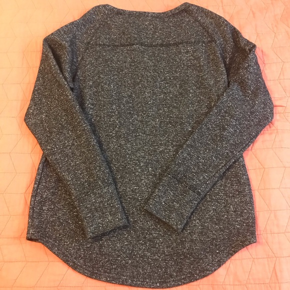 Sale 👀 Bobbie Brooks sweatshirt - Picture 5 of 6